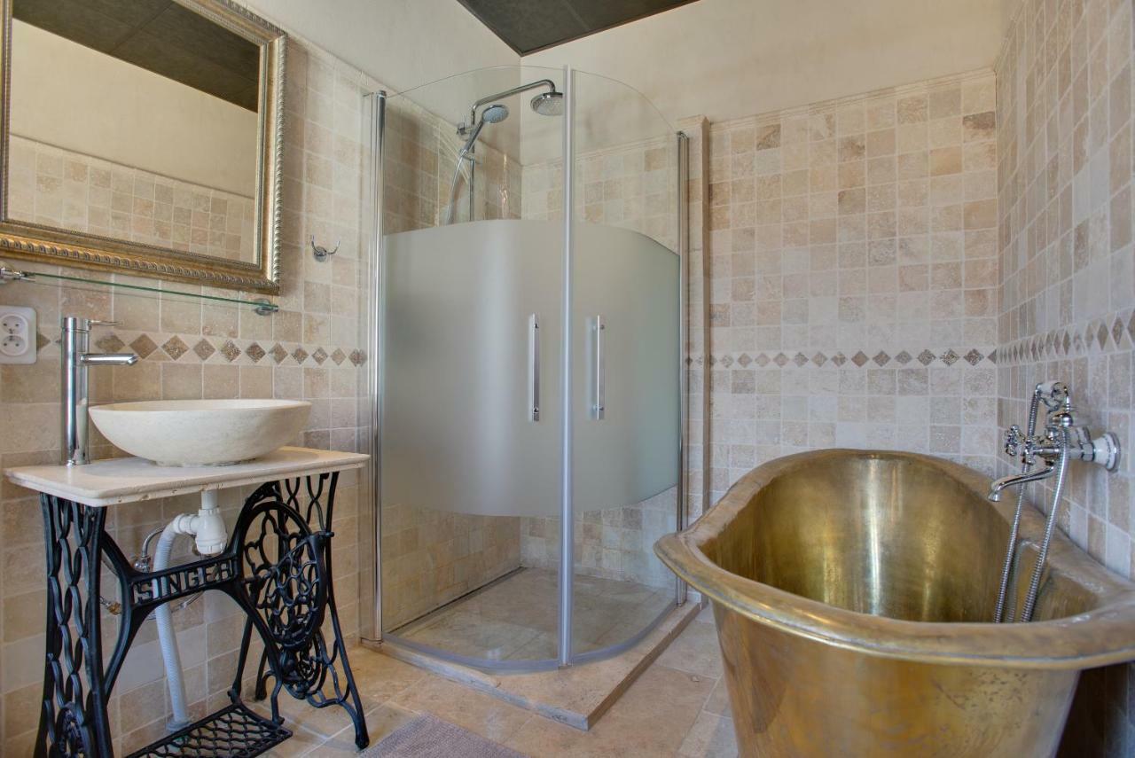 Rue Galilee Bed & Breakfast Marseillan  Exterior foto